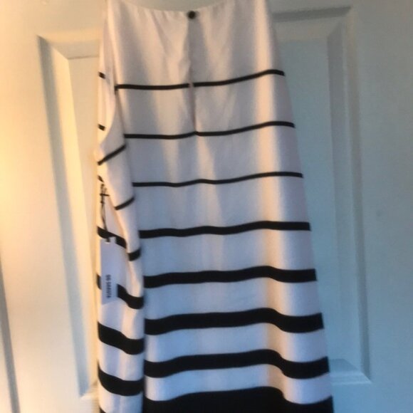 White drees! - Picture 4 of 4